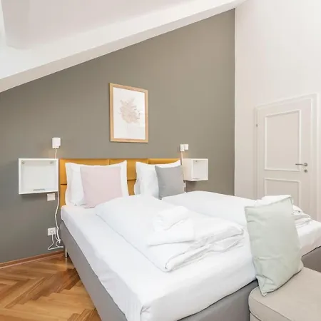 Penthouse Staatsoper Apartment Vienna Exterior photo