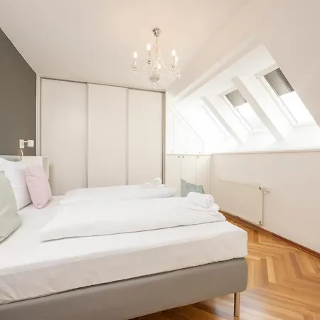 Penthouse Staatsoper Apartment Vienna Exterior photo