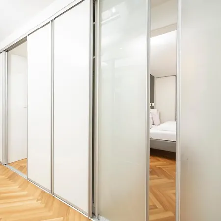 Penthouse Staatsoper Apartment Vienna Exterior photo
