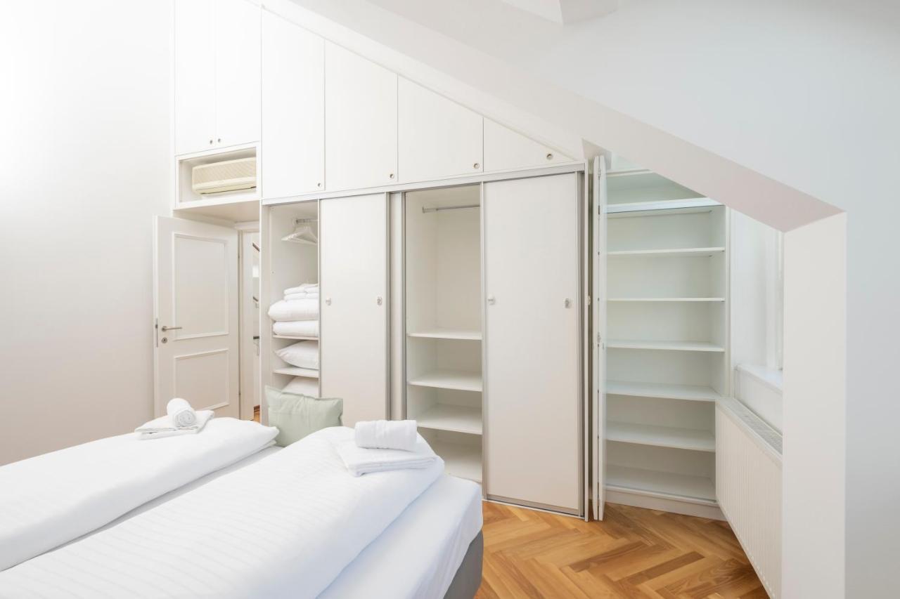 Penthouse Staatsoper Apartment Vienna