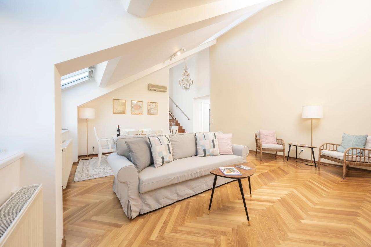 Apartment Penthouse Staatsoper