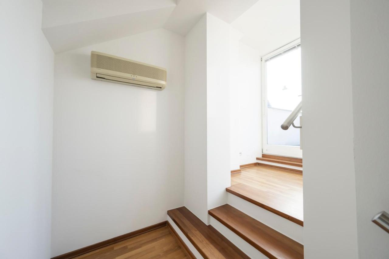 Penthouse Staatsoper Apartment *